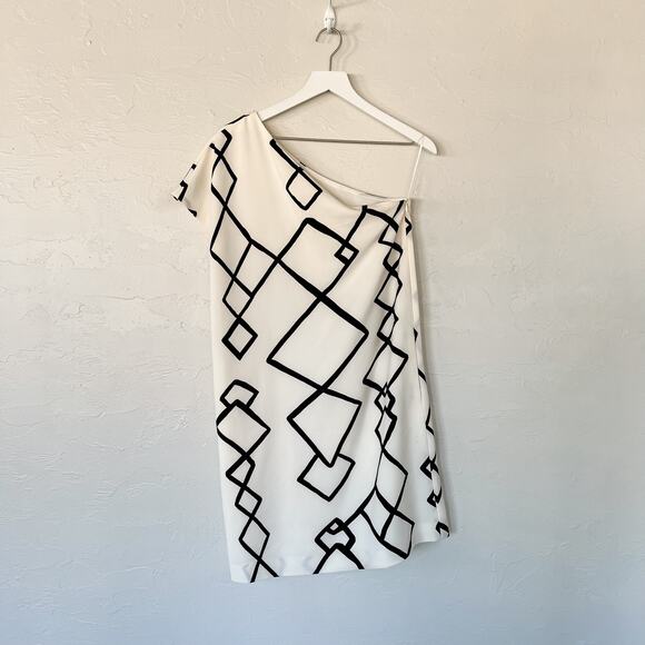 Keepsake White and Black Geometric One Shoulder Dress Medium - Picture 1 of 4